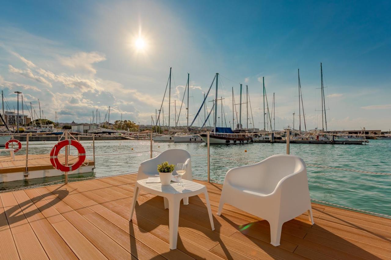 Aqua Resort Giulianova - Houseboat Experience Экстерьер фото
